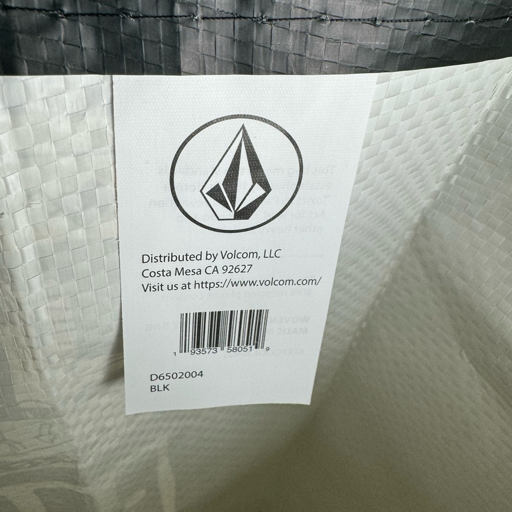NEW Volcom Logo Black & White Reusable Shopping Tote Gift Bag - Picture 3 of 7